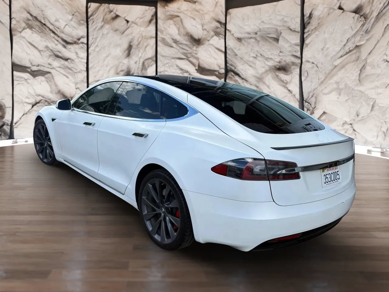 Used 2020 Tesla Model S Performance AWD/4WD image 4