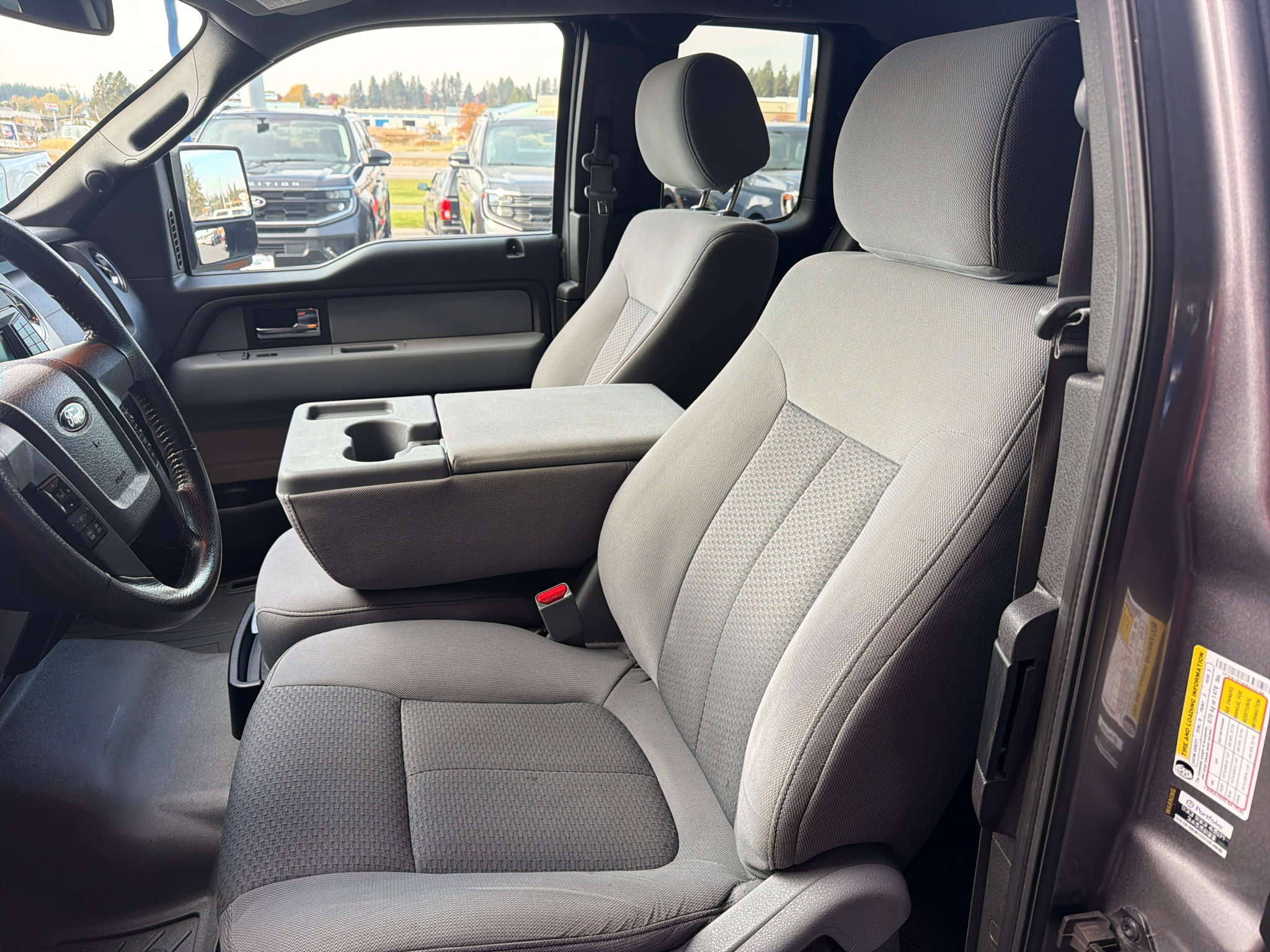 Used 2014 Ford F150 XLT w/ Equipment Group 302A Luxury AWD/4WD image 35