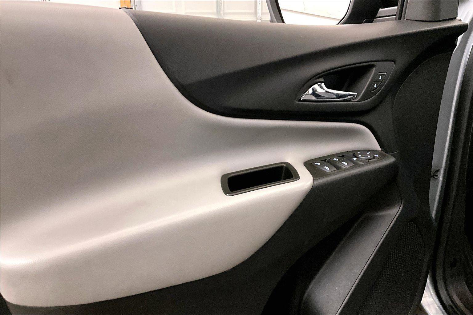 Used 2023 Chevrolet Equinox LS w/ LS Convenience Package image 22