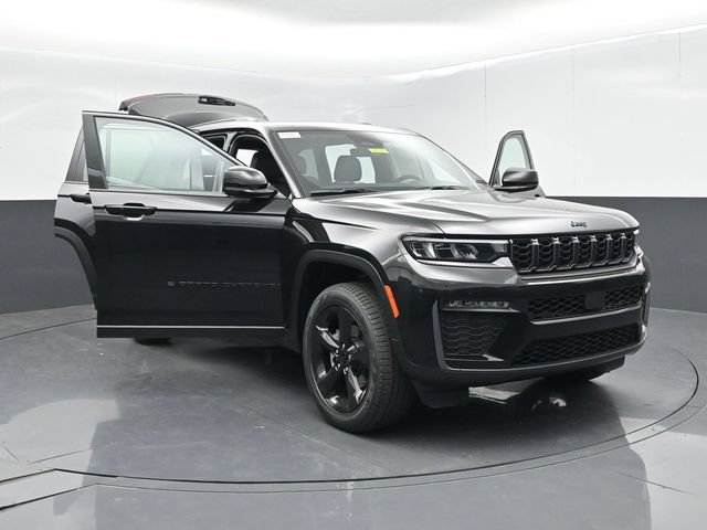 New 2026 Jeep Grand Cherokee Limited w/ Limited Altitude Package RWD image 60