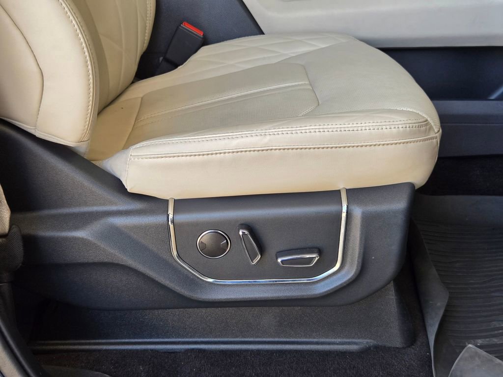 Used 2022 Ford Expedition Platinum AWD/4WD image 29