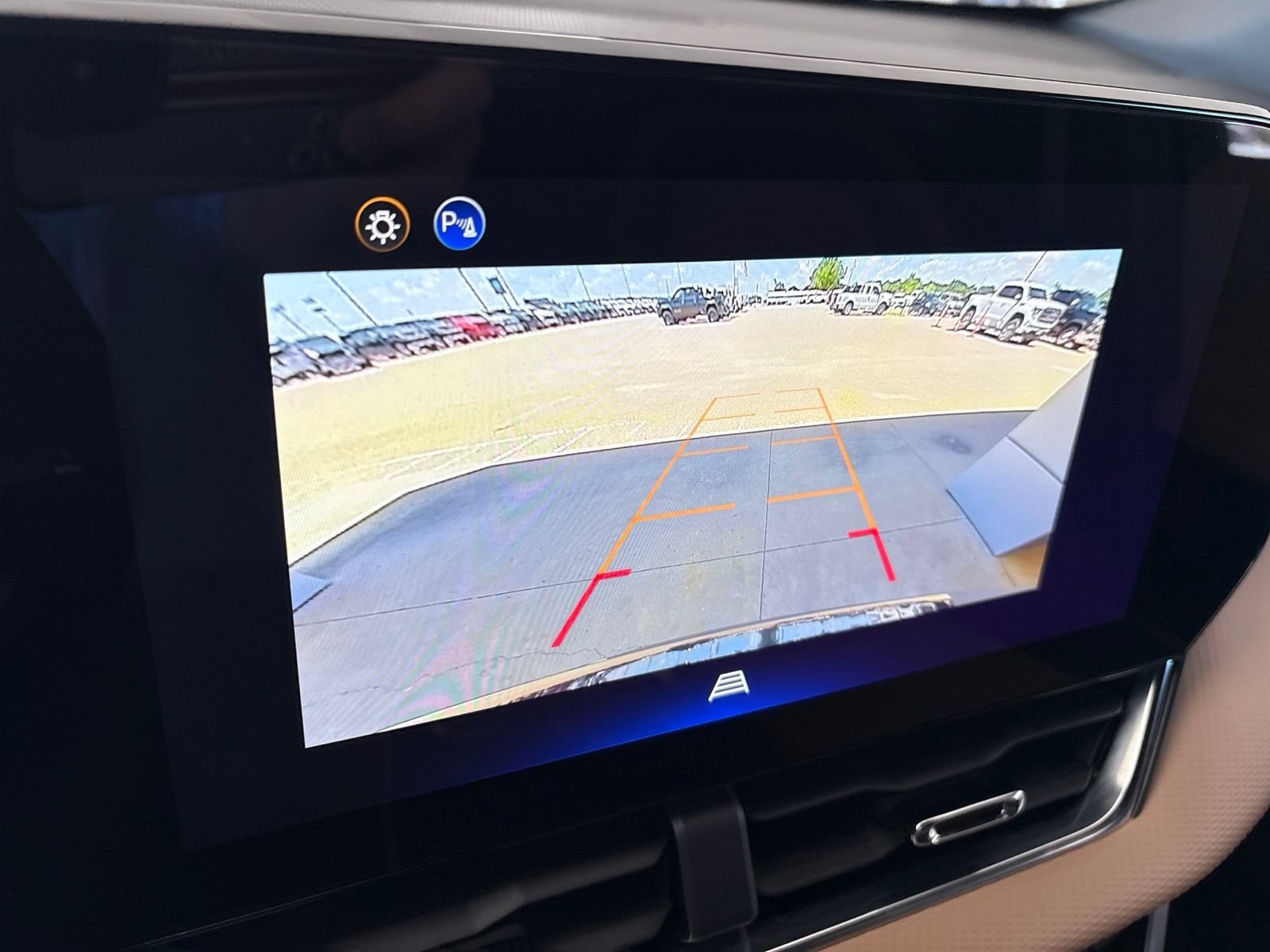 Used 2026 Chevrolet Equinox ACTIV FWD image 23