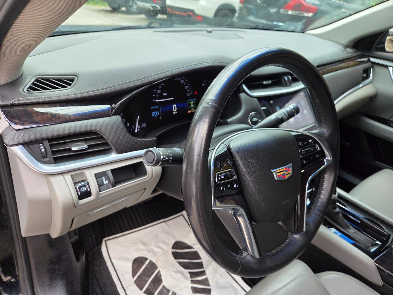 Used 2016 Cadillac XTS Luxury w/ Driver Awareness Package FWD image 17