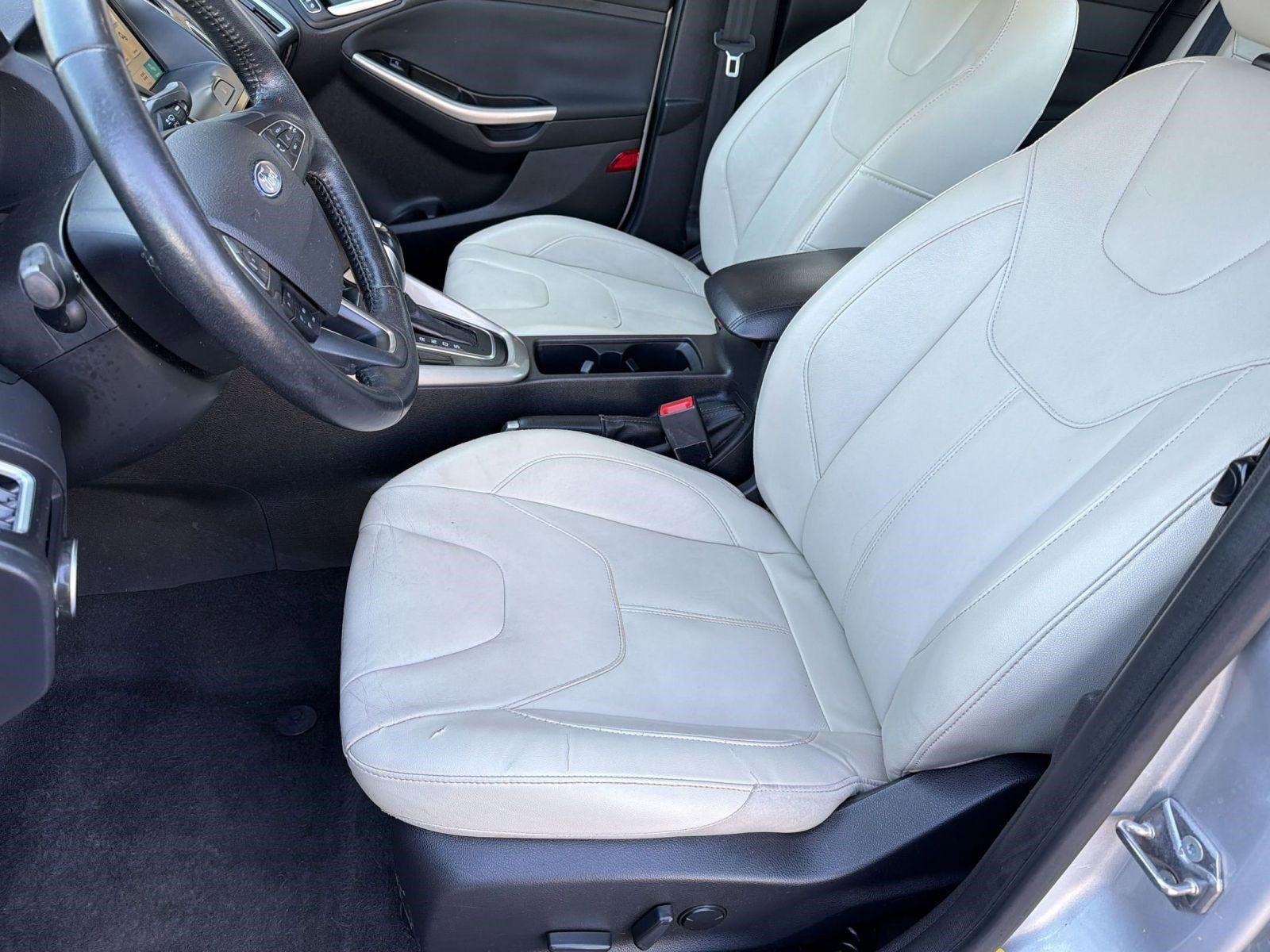 Used 2018 Ford Focus Titanium FWD image 5