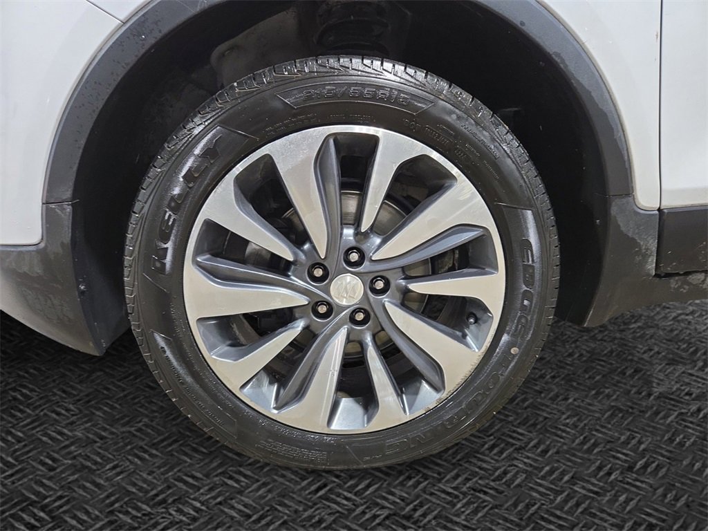 Used 2022 Buick Encore Preferred w/ Safety Package image 11