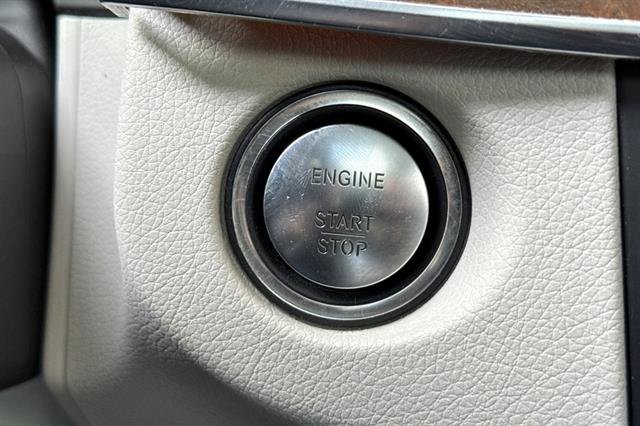 Used 2014 Mercedes-Benz E 350 Sport image 25