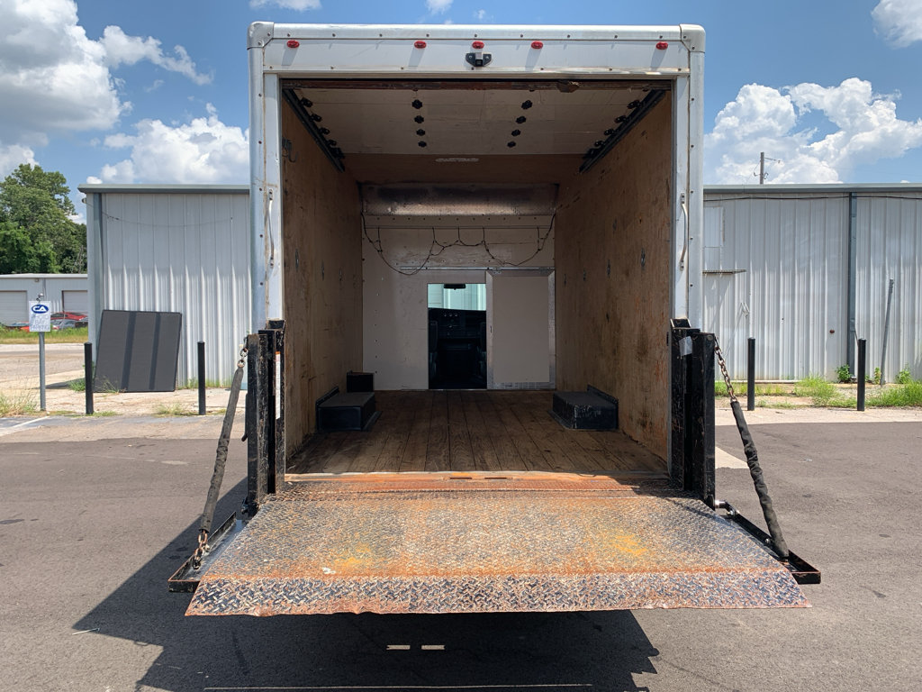 Used 2019 Chevrolet Express 3500 w/ Power Convenience Package RWD image 23