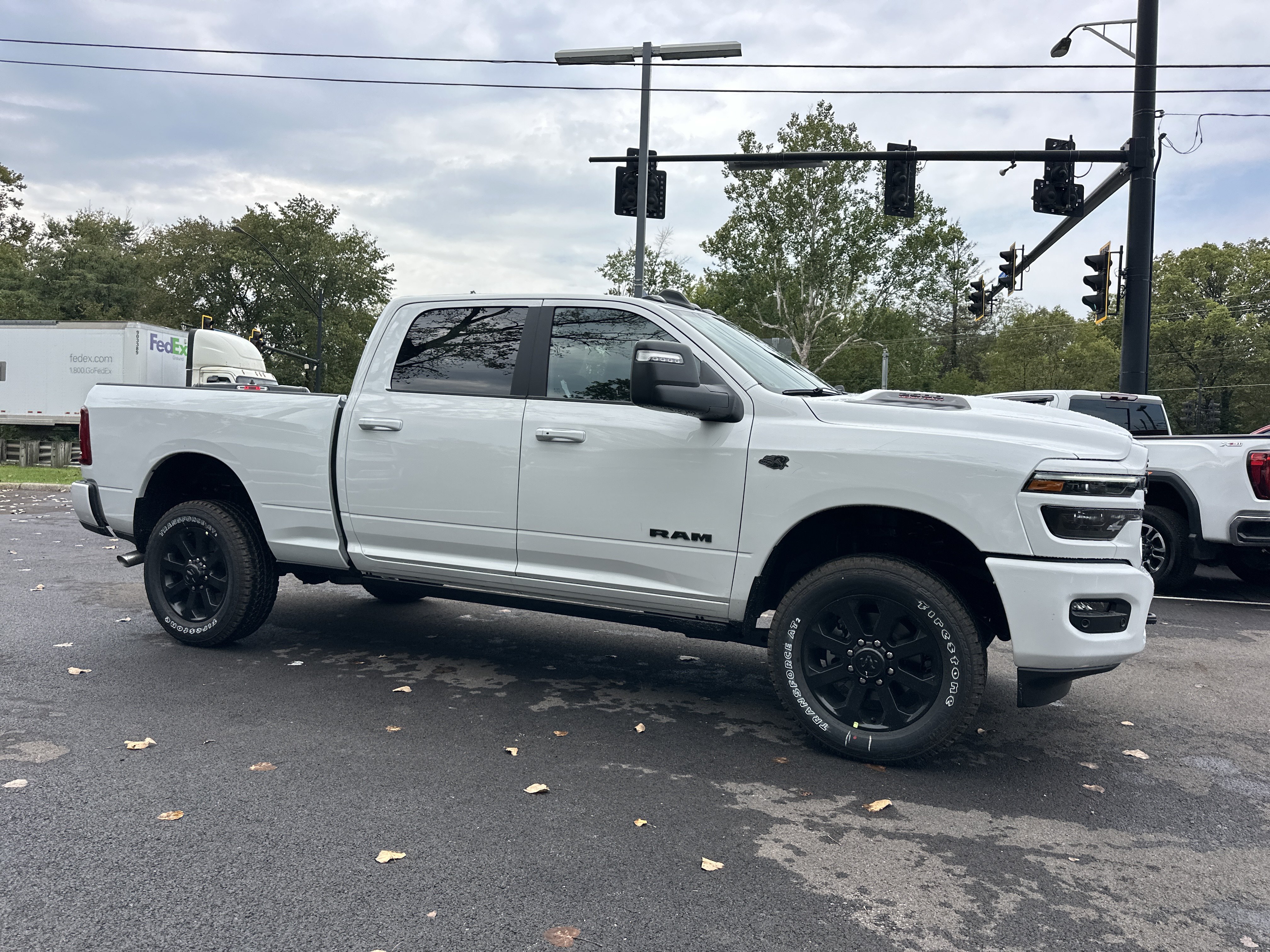 New 2027 RAM 2500 Laramie AWD/4WD image 21