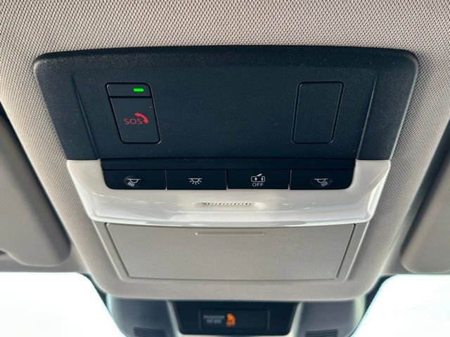 Used 2021 Nissan Rogue SV AWD/4WD image 32