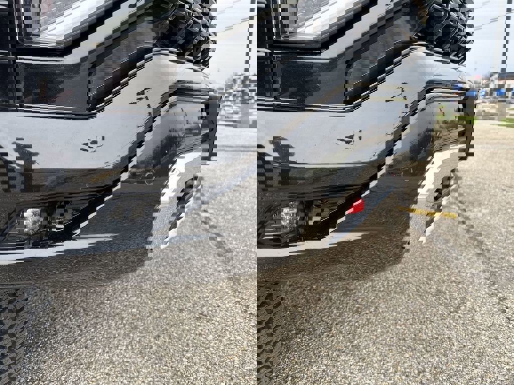 Certified 2025 Chevrolet Suburban Z71 image 28