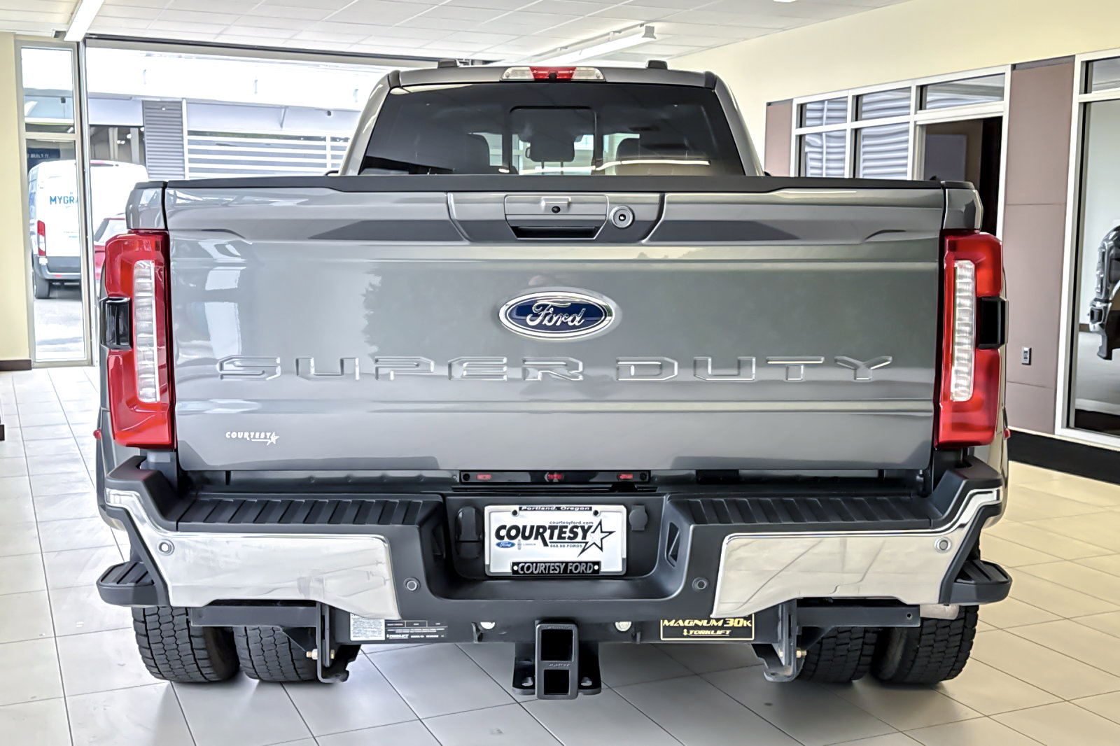 Used 2024 Ford F450 Lariat w/ Lariat Ultimate Package AWD/4WD image 5
