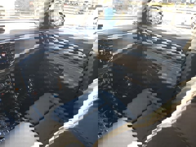 Used 2023 Volkswagen Atlas SE image 16