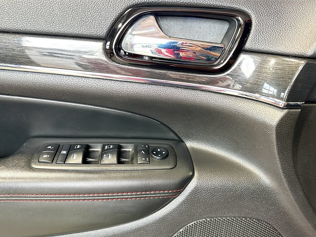 Used 2019 Jeep Grand Cherokee Trailhawk w/ Trailhawk Luxury Group AWD/4WD image 19