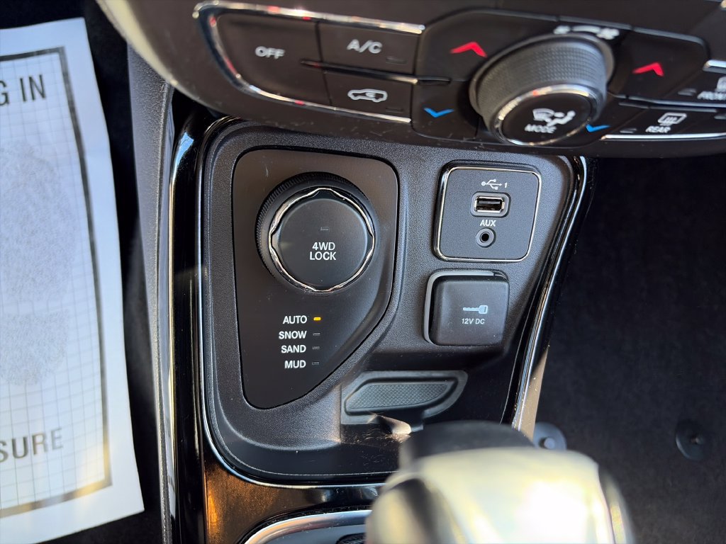Used 2019 Jeep Compass Limited AWD/4WD image 24