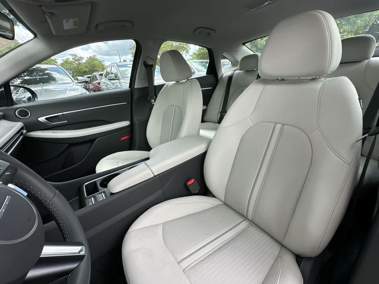 New 2025 Hyundai Sonata SEL FWD image 14