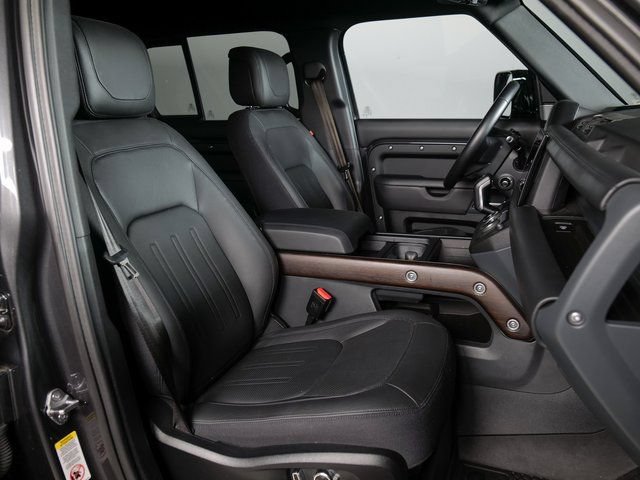 Used 2024 Land Rover Defender 130 X AWD/4WD image 3