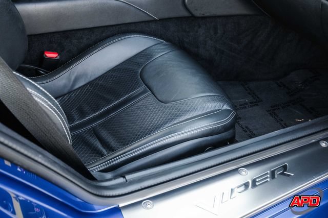 Used 2013 SRT Viper GTS w/ GTS Laguna Interior Pkg RWD image 75