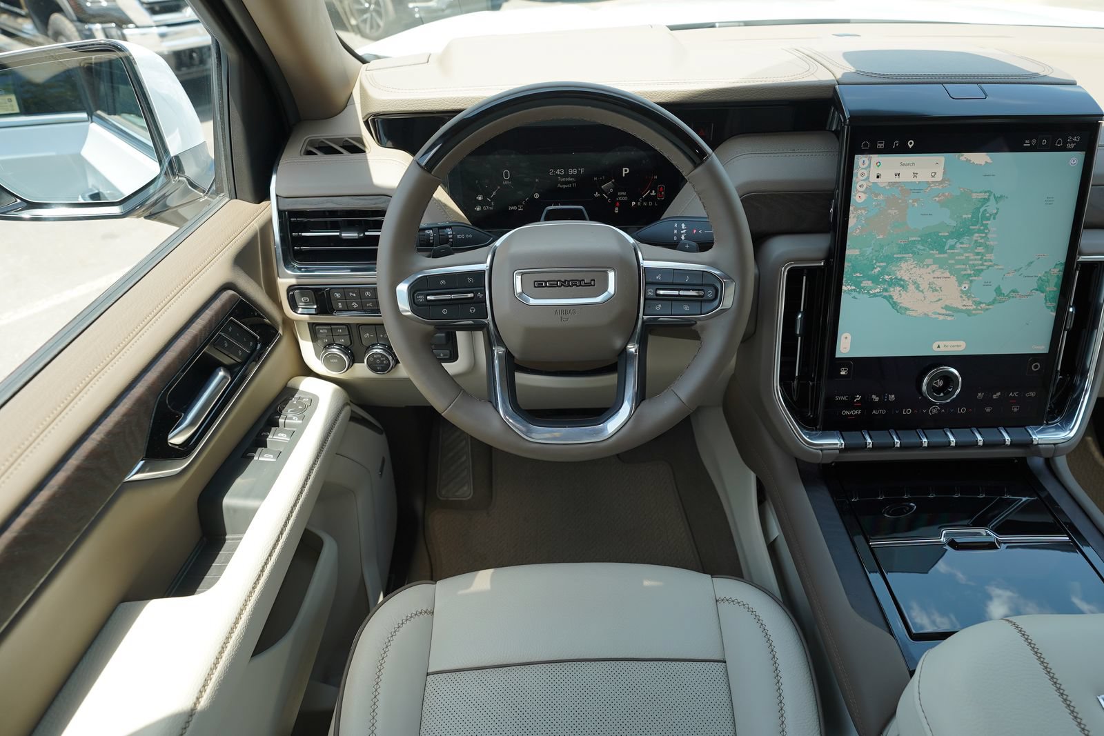 Certified 2026 GMC Yukon XL Denali w/ Advanced Technology Package AWD/4WD image 9
