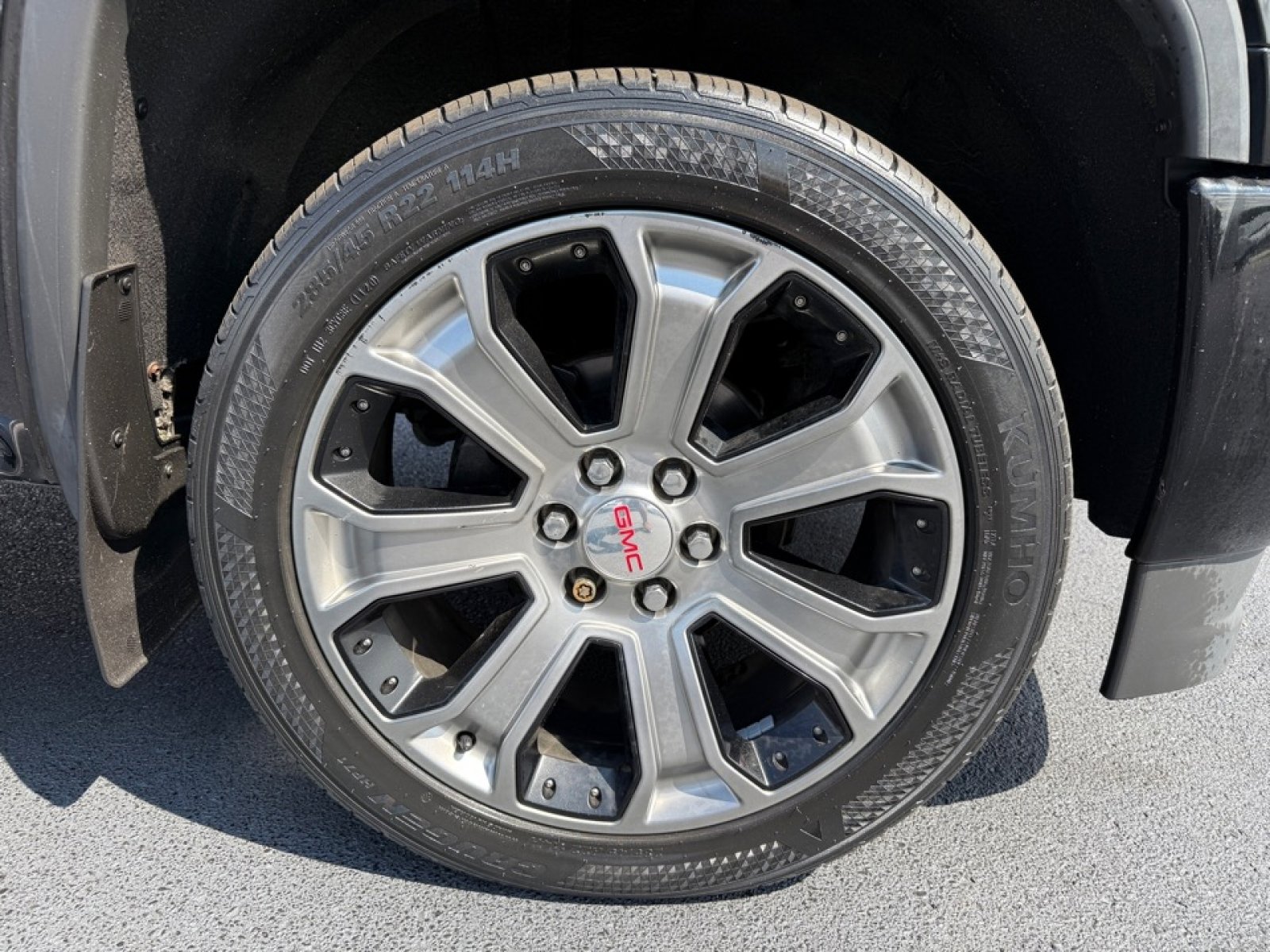 Used 2018 GMC Sierra 1500 Denali image 38
