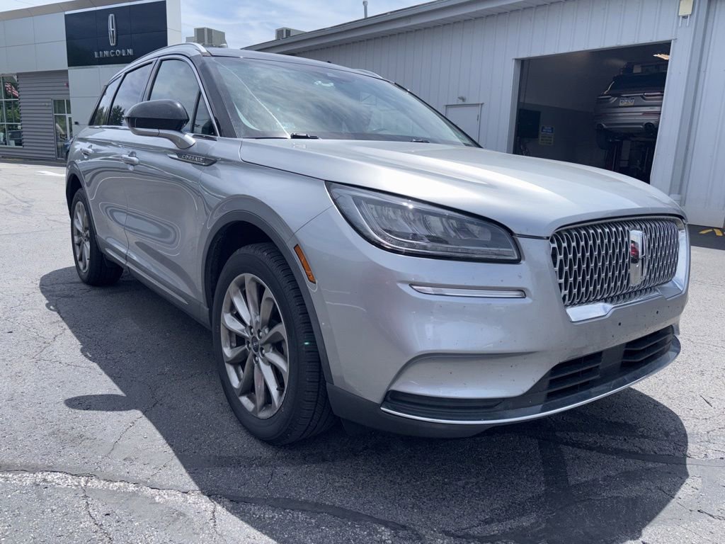 Used 2021 Lincoln Corsair AWD w/ Premium Package image 4