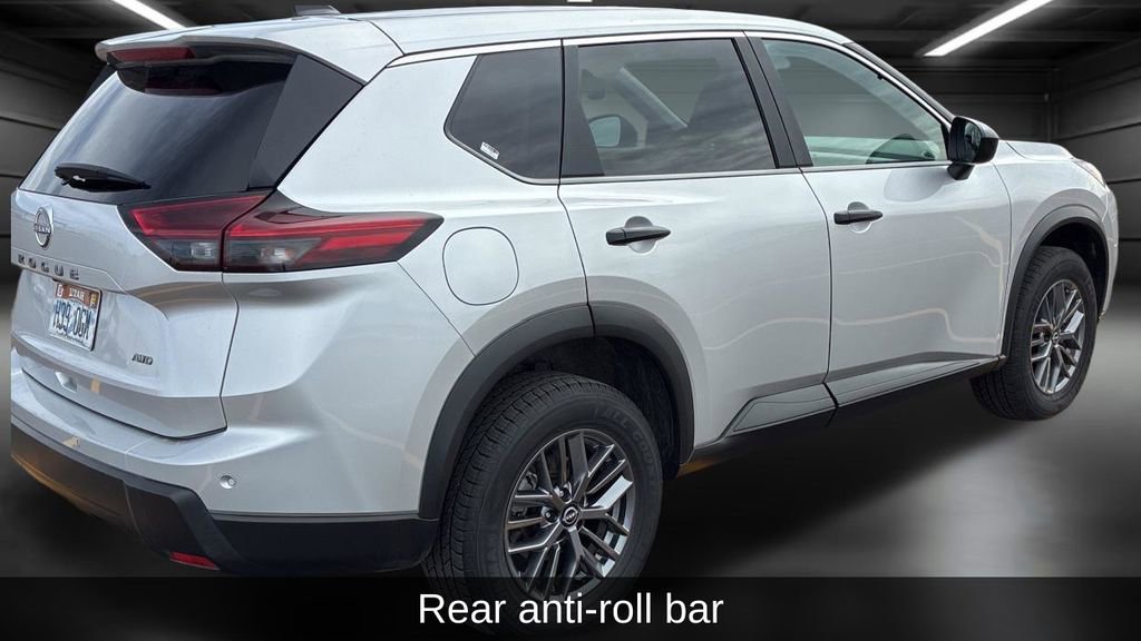 Used 2024 Nissan Rogue S image 6