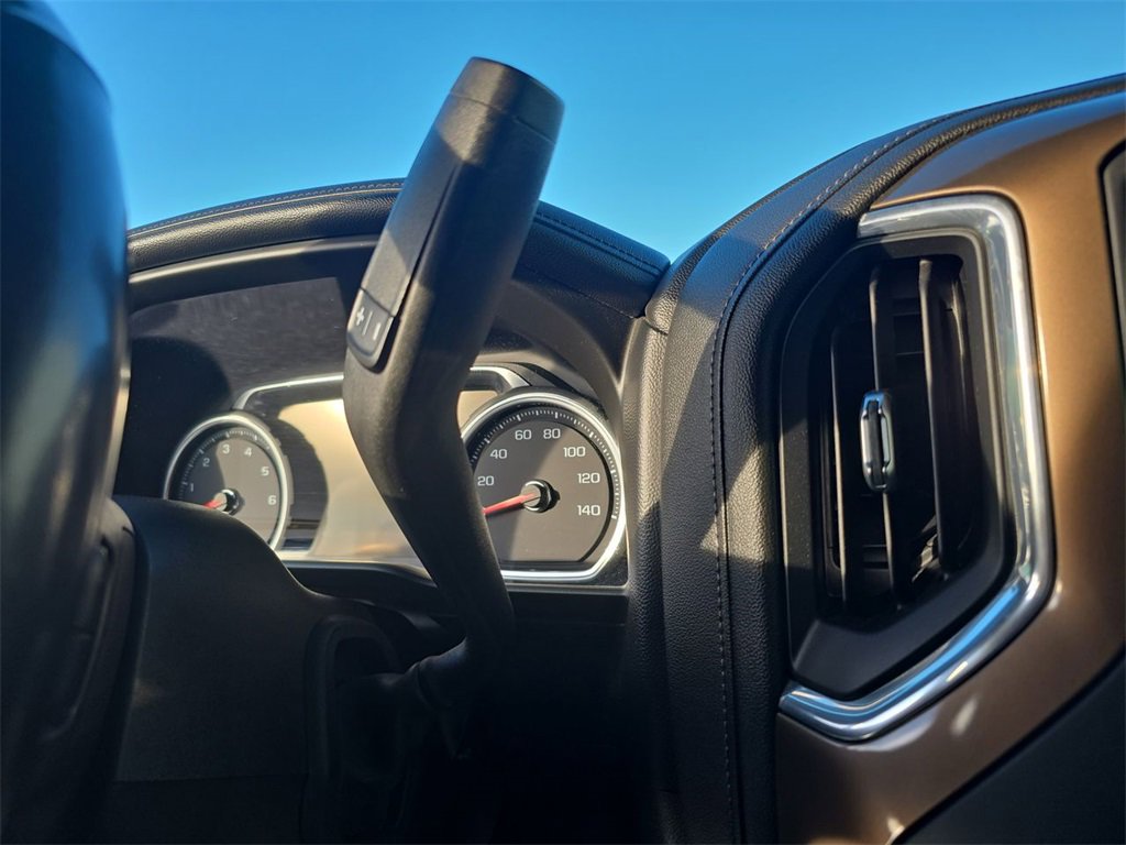 Certified 2021 Chevrolet Silverado 2500 High Country w/ Safety Package II image 16