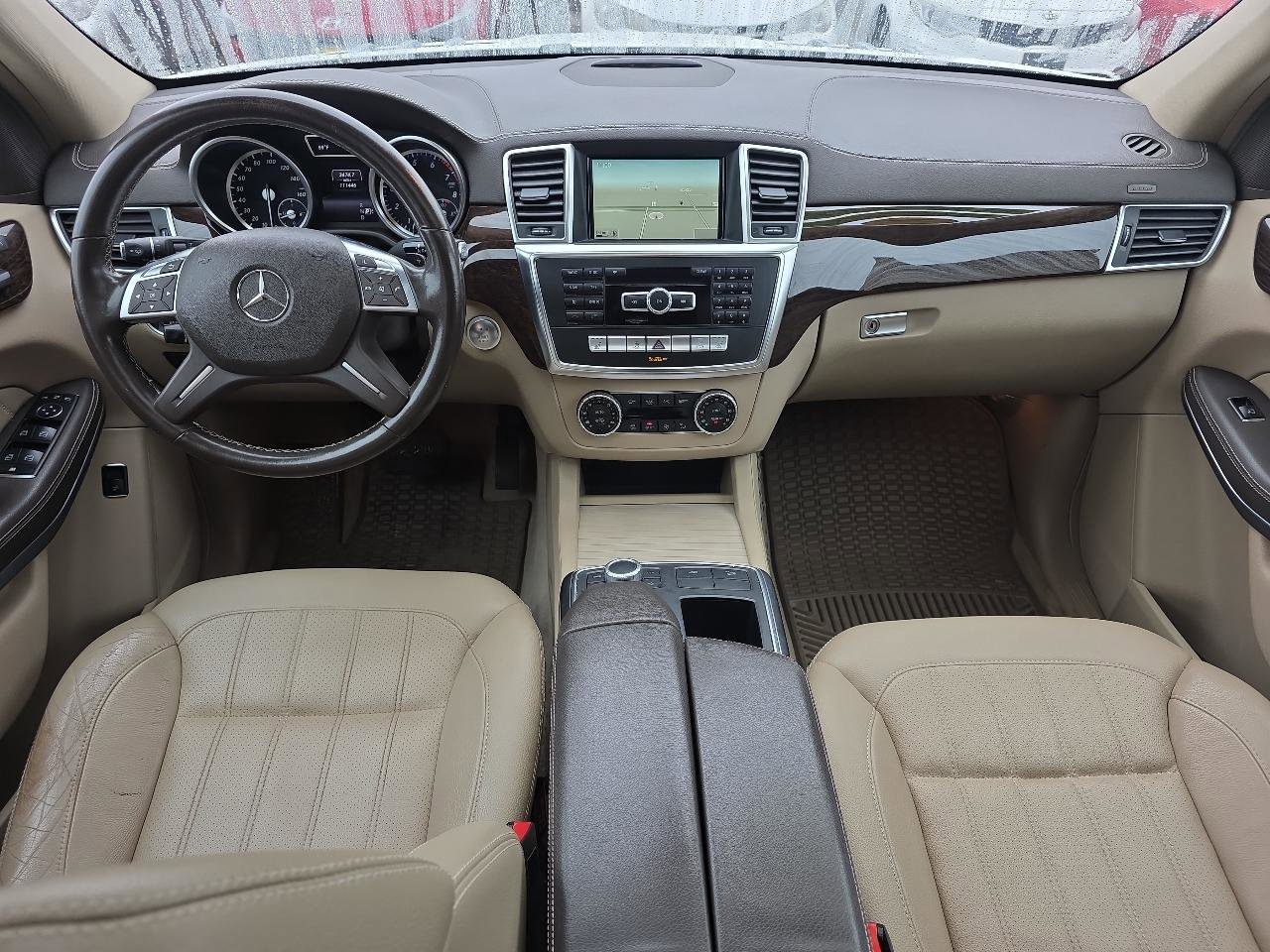 Used 2014 Mercedes-Benz GL 450 4MATIC 4dr GL 450 image 28