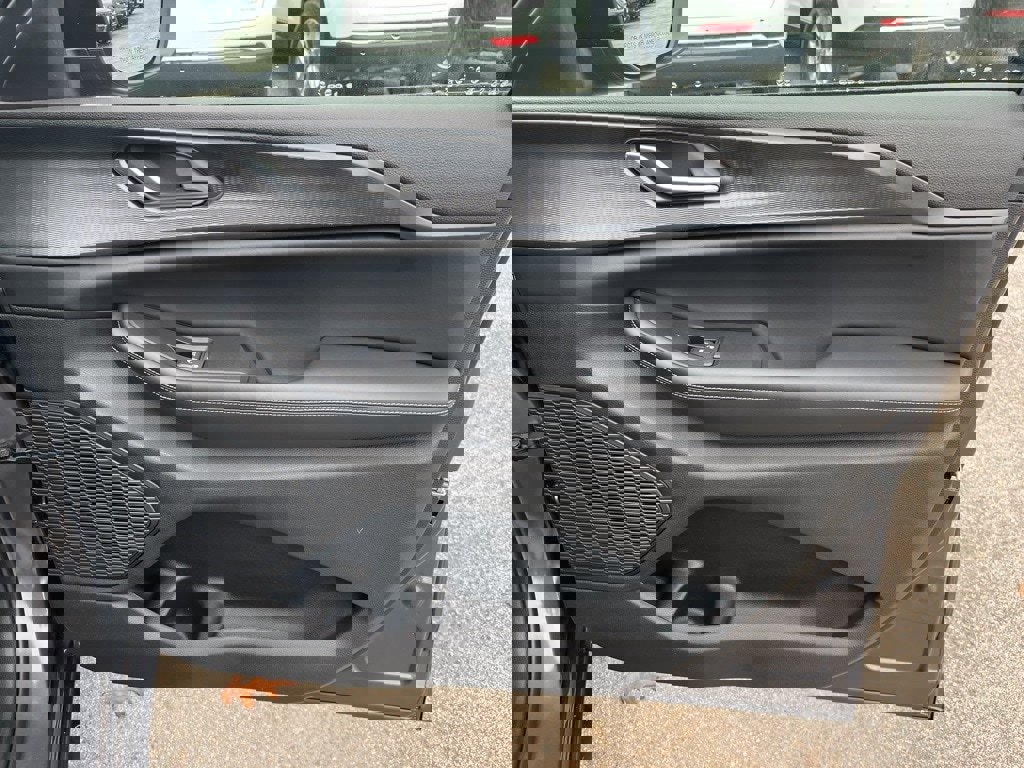 New 2025 Jeep Grand Cherokee Laredo X image 10