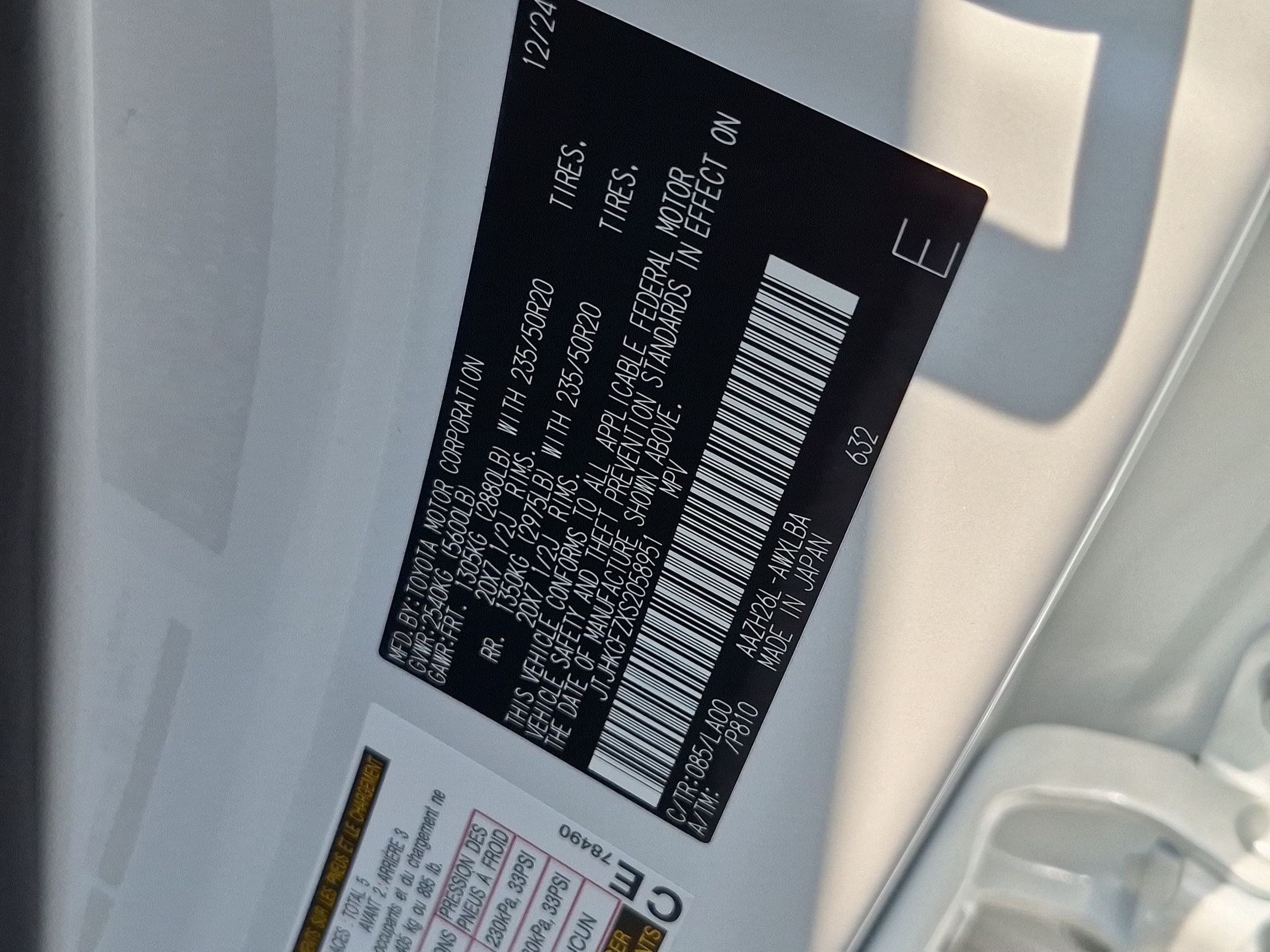 Used 2025 Lexus NX 450h+ AWD w/ Accessory Package (K3) image 37