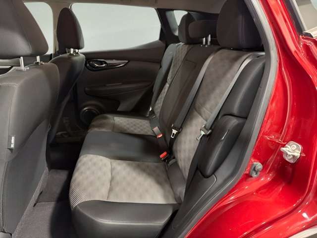 Used 2021 Nissan Rogue Sport SV FWD image 29