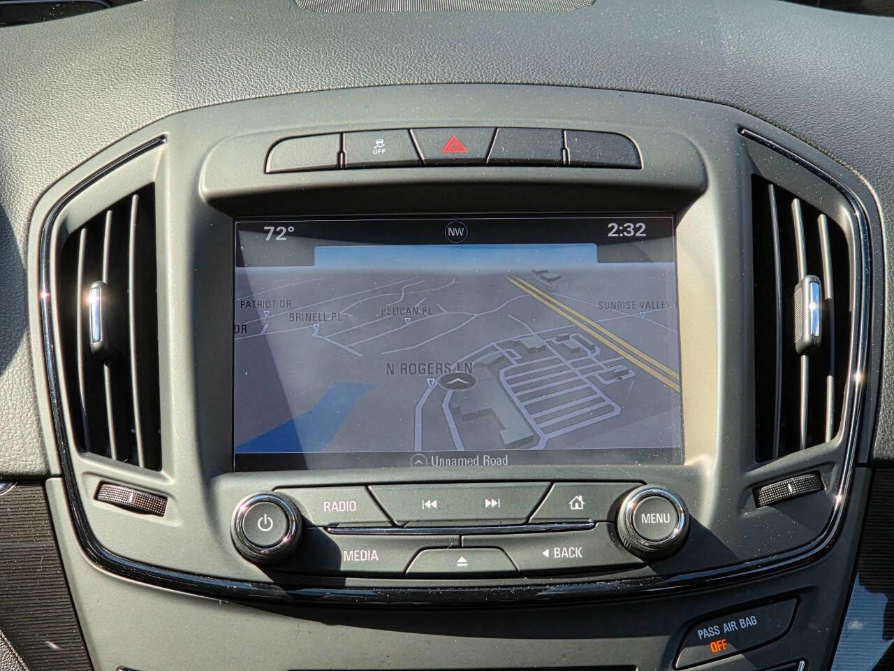 Used 2017 Buick Regal Sport Touring image 21