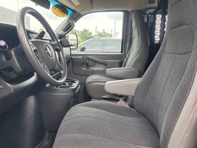 Used 2021 GMC Savana 2500 w/ Driver Convenience Package RWD image 6