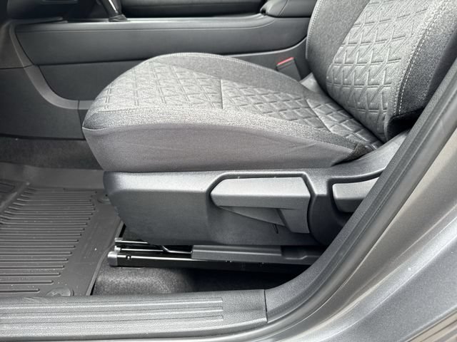 New 2026 Nissan Kicks SV FWD image 27