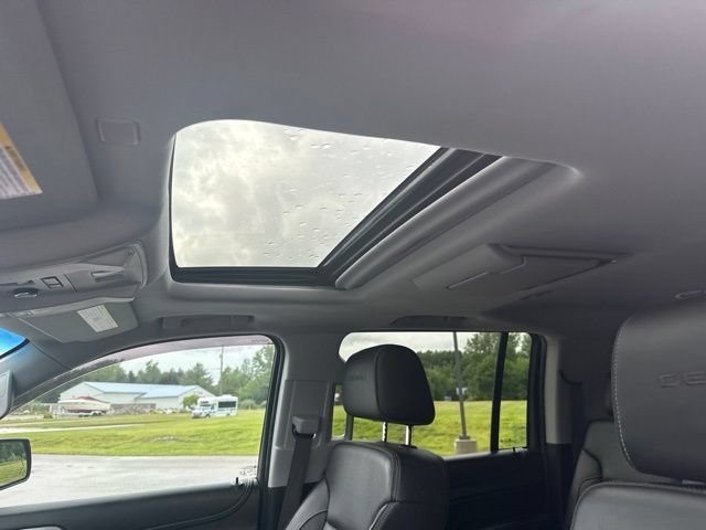 Used 2018 GMC Yukon XL Denali w/ Denali Ultimate Package AWD/4WD image 9