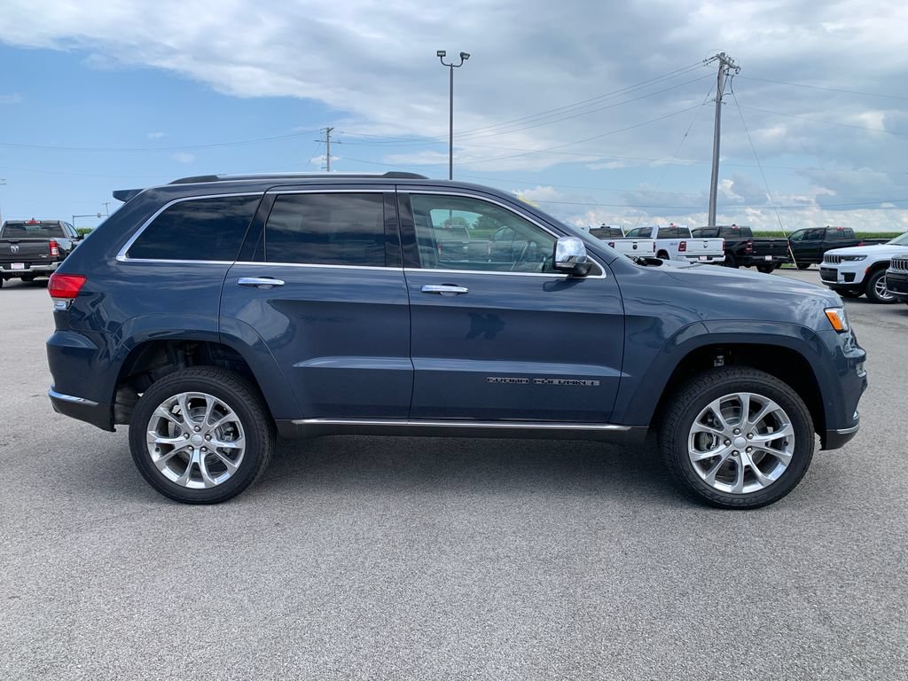Used 2021 Jeep Grand Cherokee Summit AWD/4WD image 12
