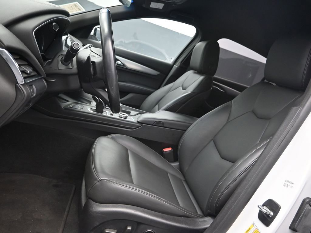 Used 2023 Cadillac CT5 Luxury RWD image 12