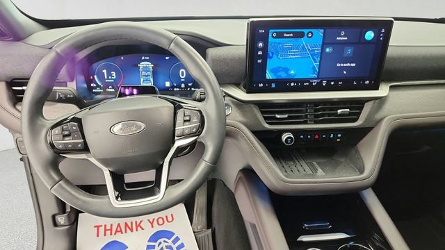 Certified 2025 Ford Explorer Platinum w/ Ultimate Package AWD/4WD image 15