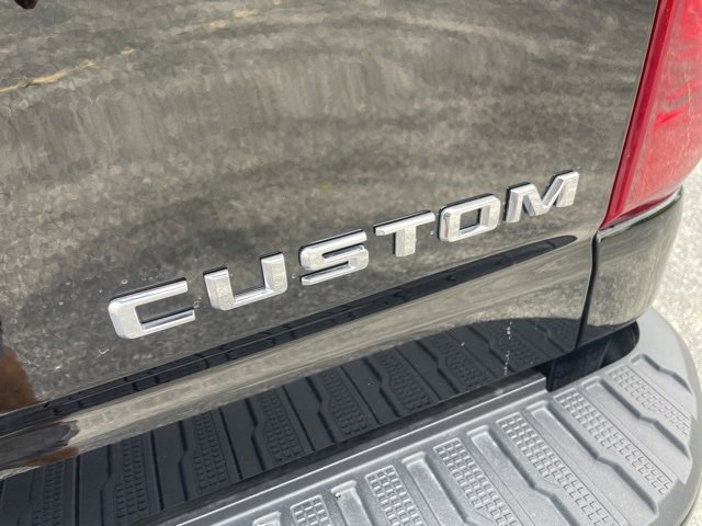 Used 2024 Chevrolet Silverado 2500 Custom w/ Custom Value Package image 39