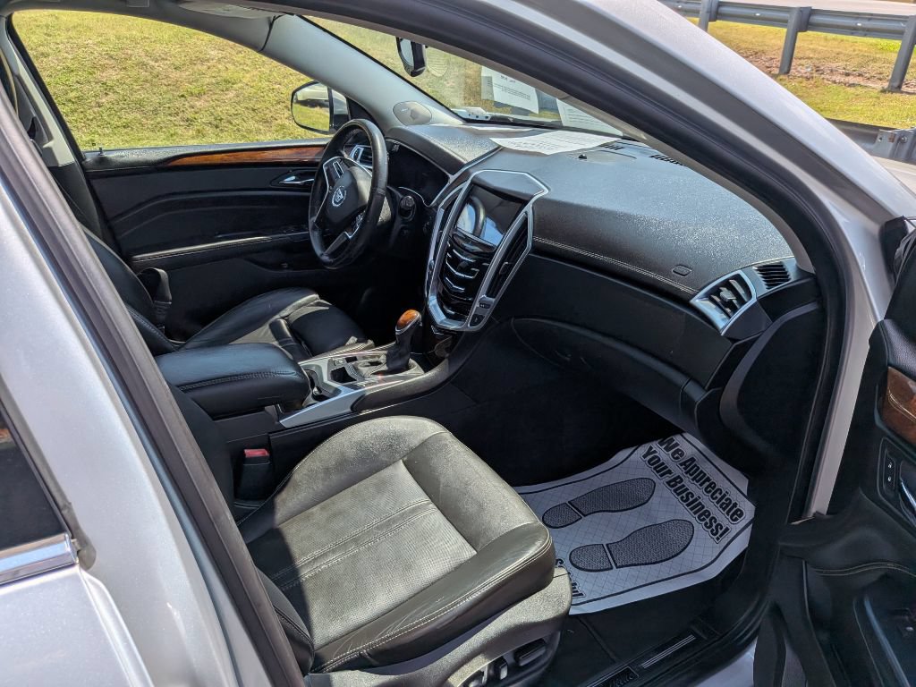 Used 2013 Cadillac SRX Luxury FWD image 7