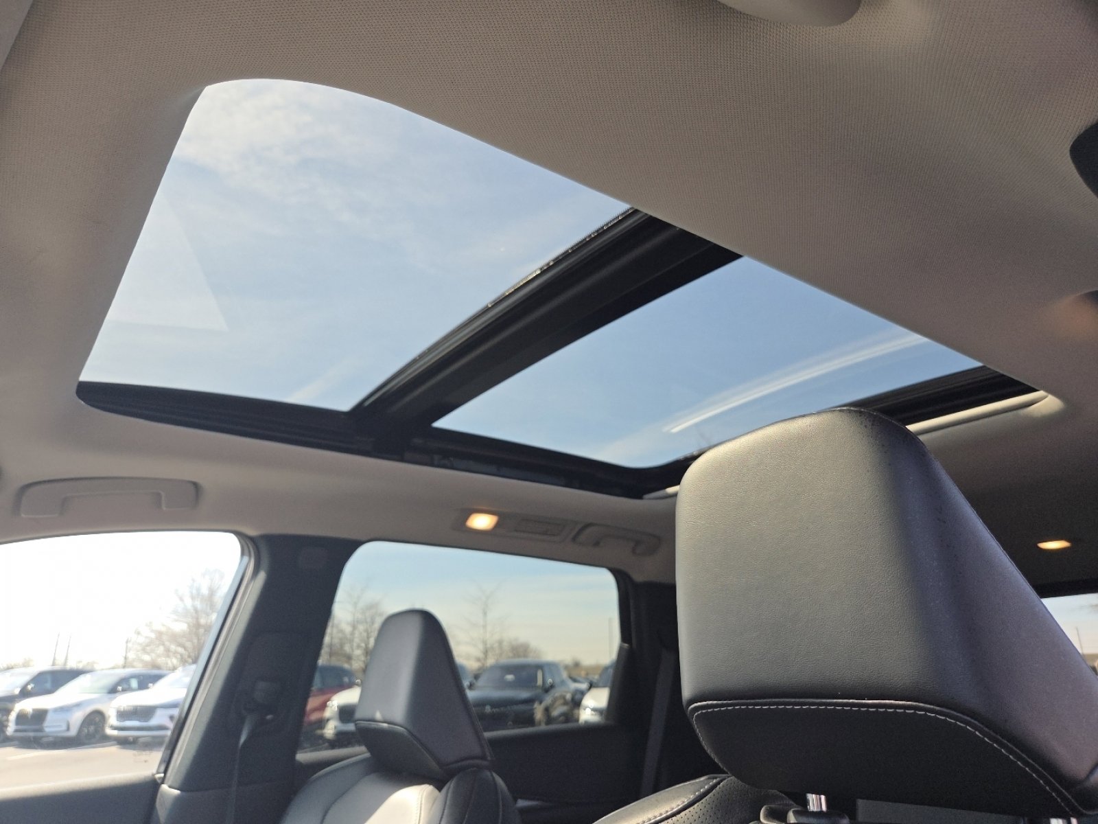 Used 2023 INFINITI QX60 Pure image 3