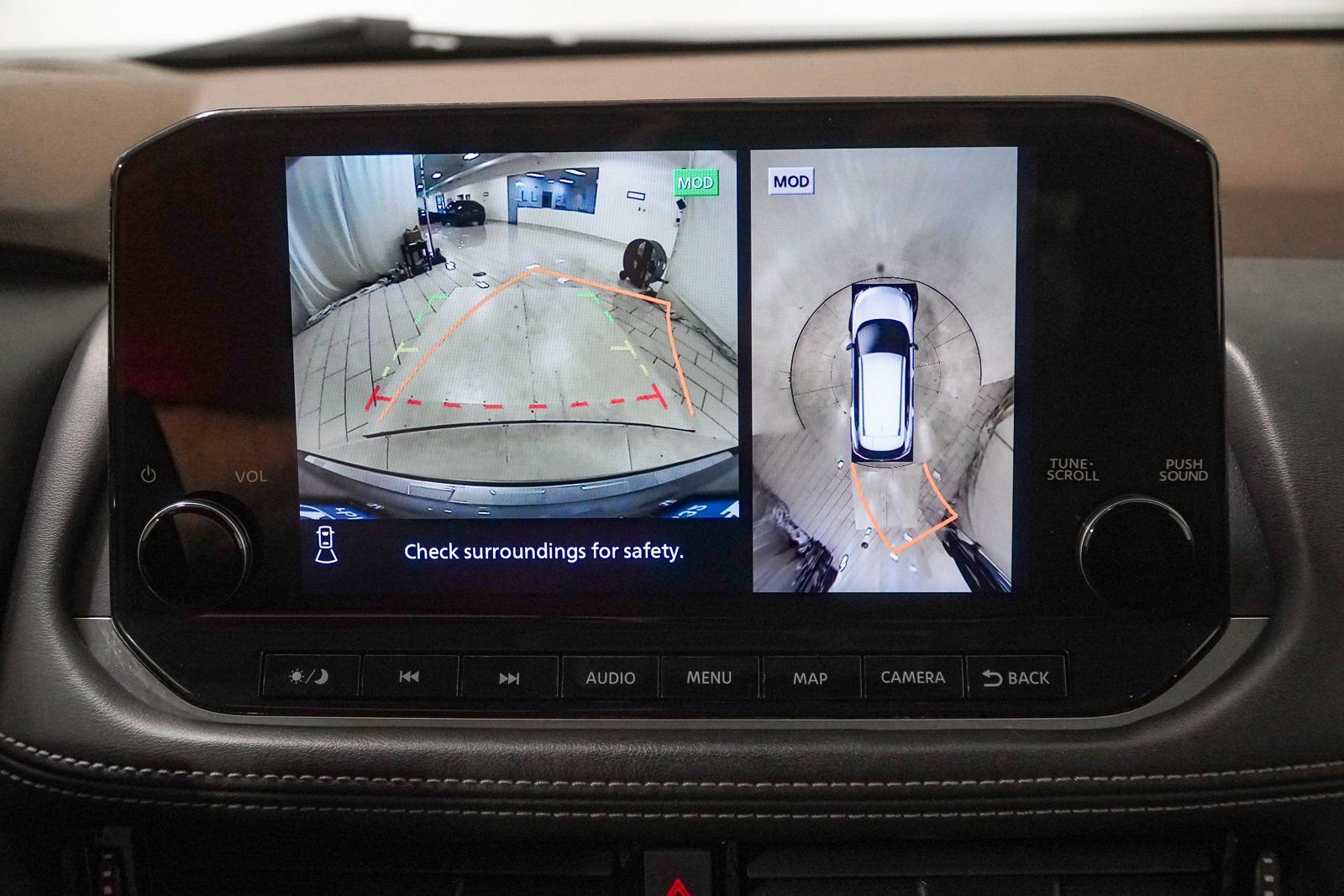 Used 2022 Nissan Rogue Platinum w/ Head-Up Display Package image 33