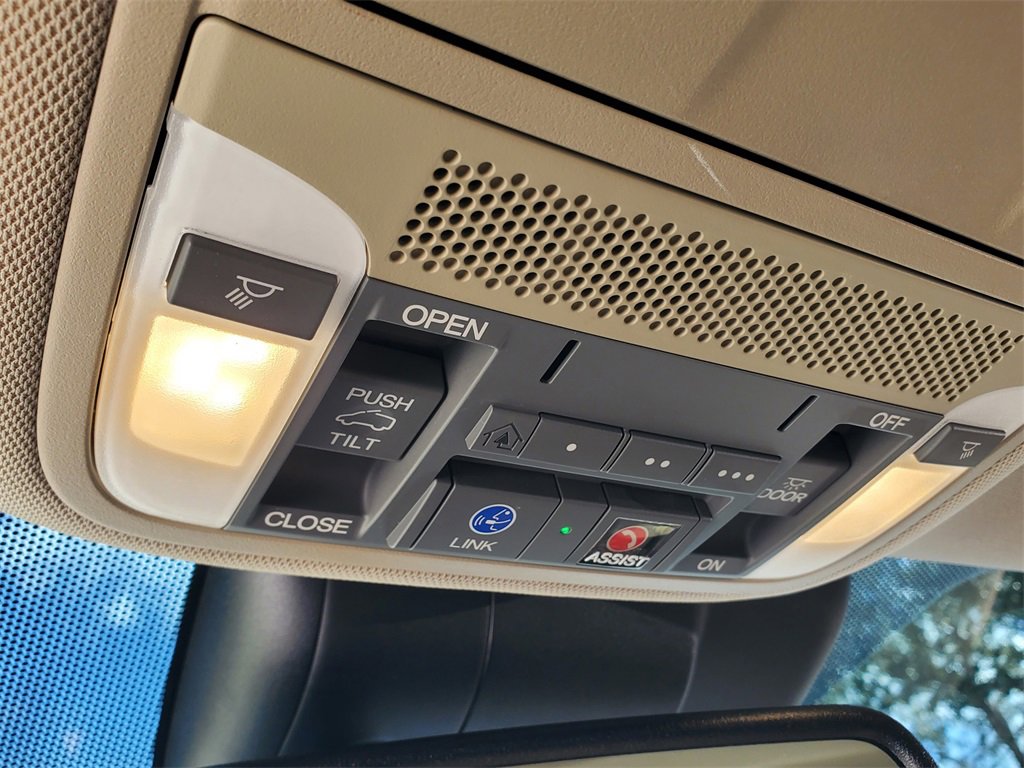 Used 2017 Acura RDX Advance Package image 35