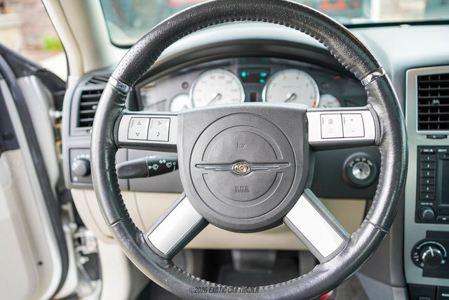 Used 2006 Chrysler 300 SRT8 w/ SRT Option Group II RWD image 21