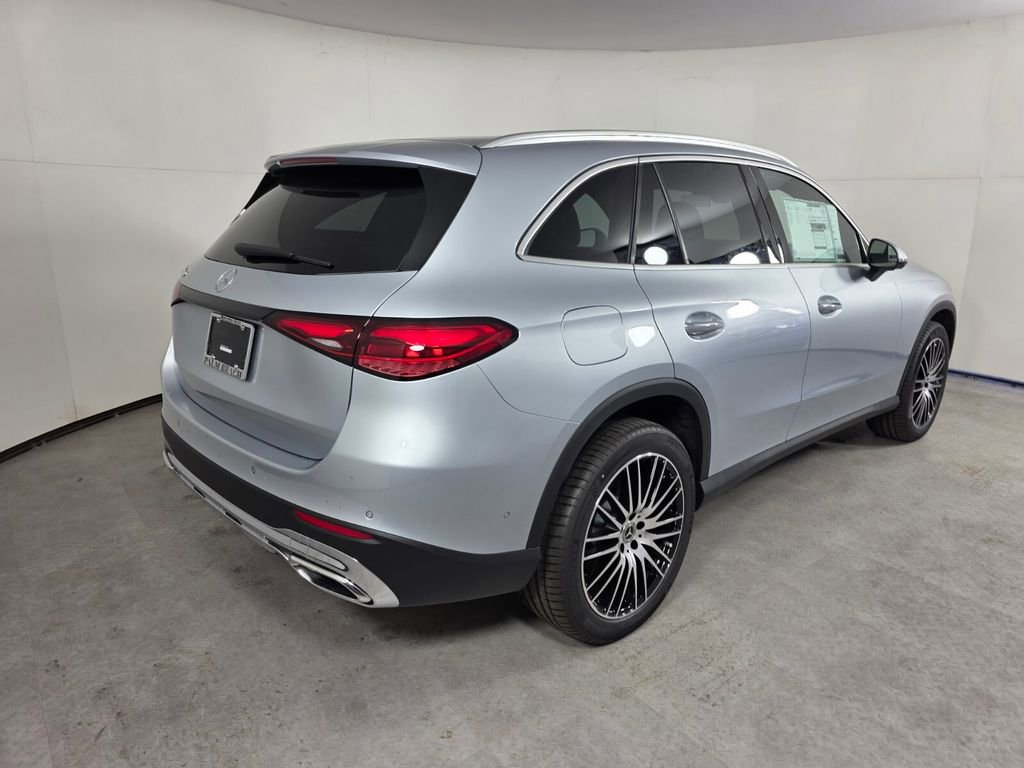 New 2026 Mercedes-Benz GLC 300 image 4