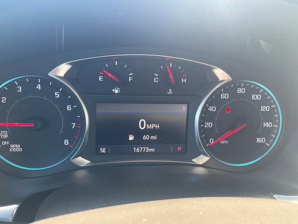 Used 2023 Chevrolet Traverse LT FWD image 22