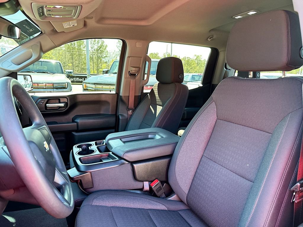 Used 2024 Chevrolet Silverado 1500 Custom w/ Turbomax Blackout Package image 8