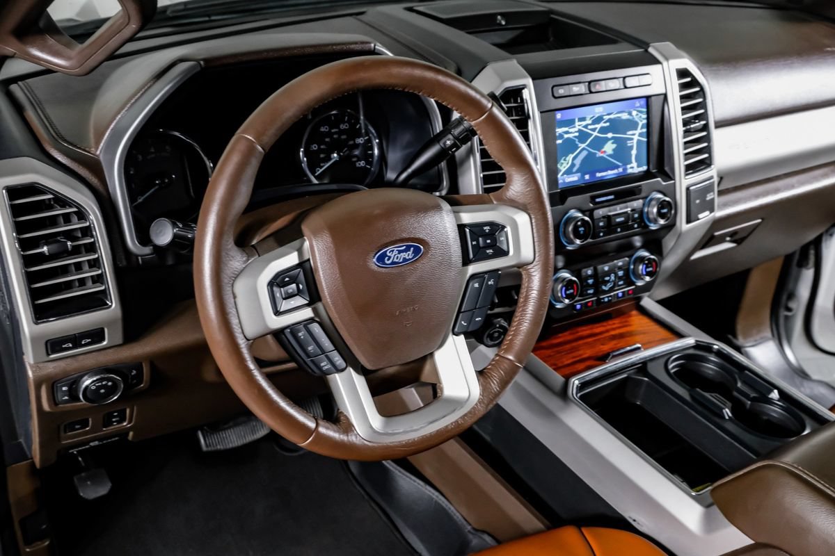 Used 2021 Ford F250 King Ranch w/ King Ranch Ultimate Package AWD/4WD image 15