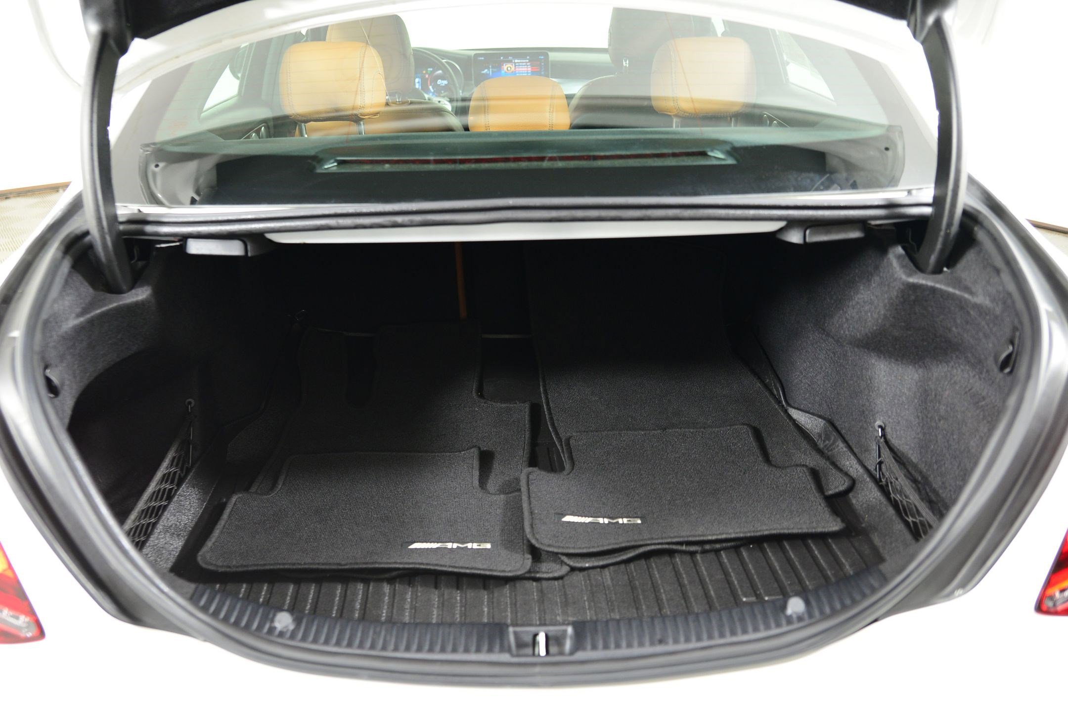 Used 2019 Mercedes-Benz C 300 4MATIC Sedan image 24