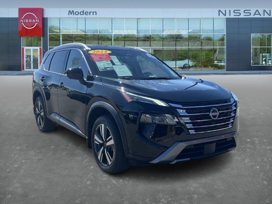 Certified 2024 Nissan Rogue SL w/ SL Premium Package image 3