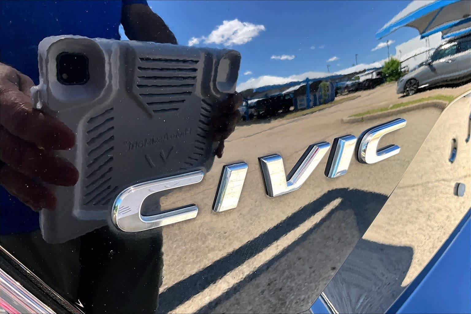 Used 2021 Honda Civic EX image 30